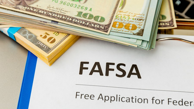 New FAFSA forms aim to make college applications easier. Here's what to know