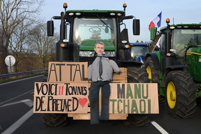 France's protesting farmers encircle Paris with tractor barricades, vowing a 'siege' over grievances