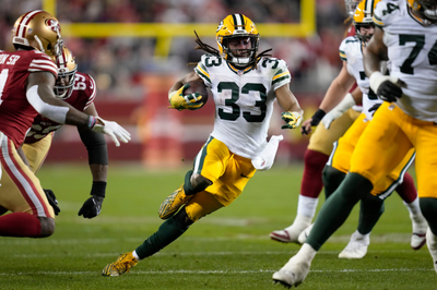 Vikings agree to deals with ex-rival RB Aaron Jones and QB Sam Darnold as initial sub for Cousins