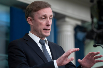 White House promises 'major sanctions' on Russia in response to Alexei Navalny's death