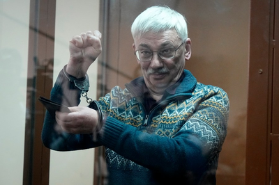 Prominent Russian human rights activist Oleg Orlov gets 2 1/2 years in prison for criticizing war