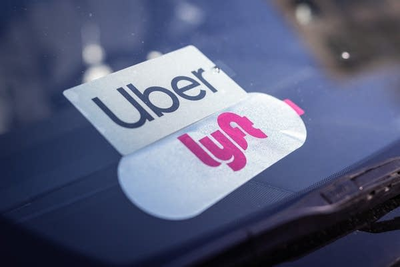 Frey again pushes Mpls City Council to reconsider Uber/Lyft ordinance