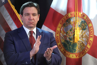 Florida's Governor DeSantis signs strict social media ban for minors