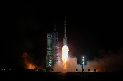 China Sends 3-Member Crew to Space Station in Pursuit of Moon Landing by 2030